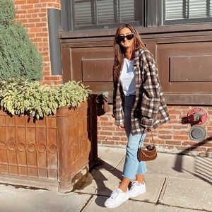 Meet your Posher, Marina